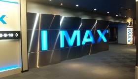 これがIMAXシアターの入口だ!