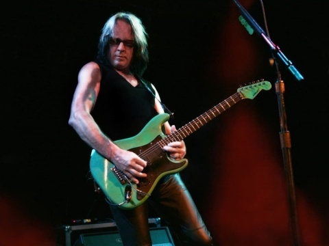 billboard-live_2025.jpg